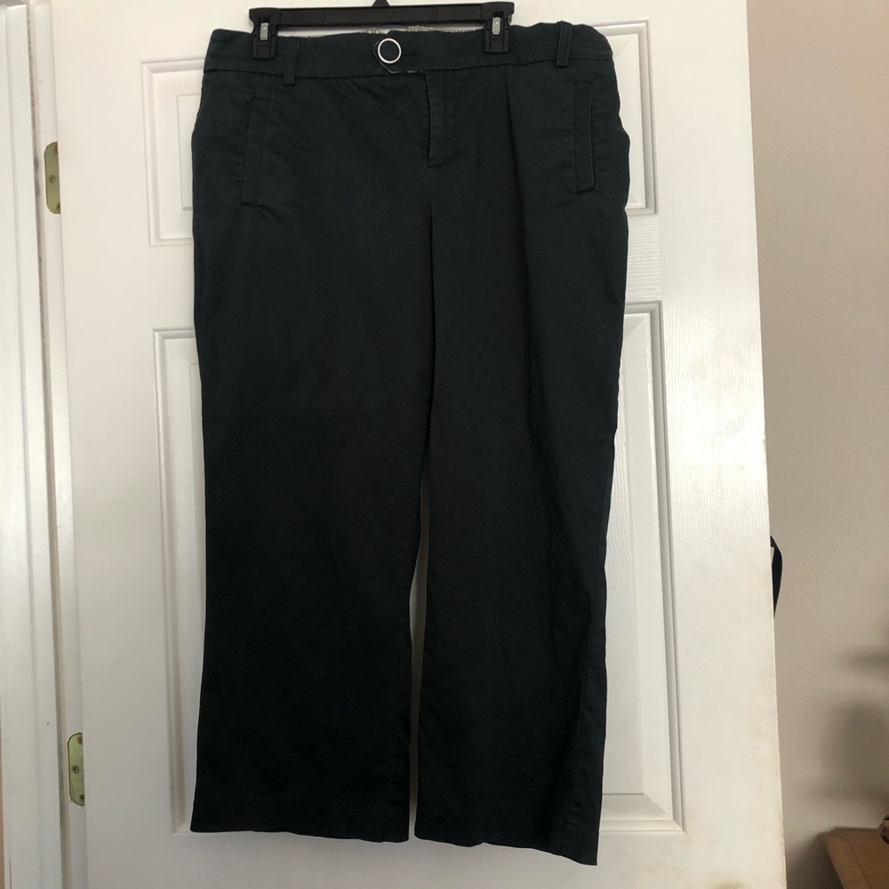 Lee Black Capris Just Below The Waist Womens Size 16 Medium Pre-Owned Cotton